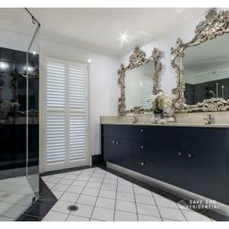 Product Gallery Thumbnail 2